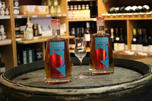 Rhum vieux RENEGADE  All Island cuvée Nova - Grenade