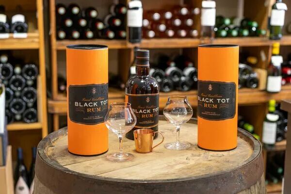 Rhum Black Tot Caraïbes