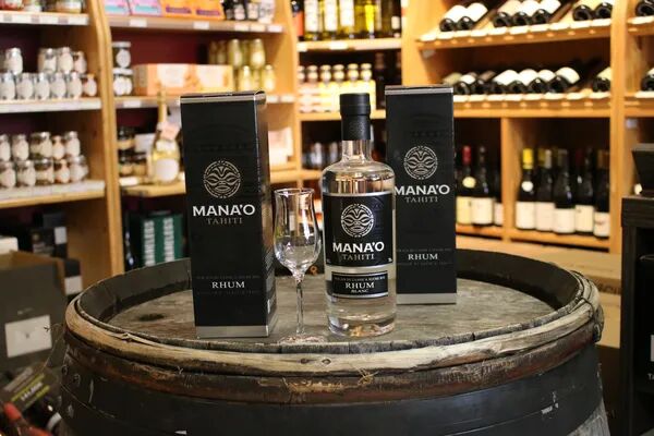 Rhum blanc Mana'o Tahiti